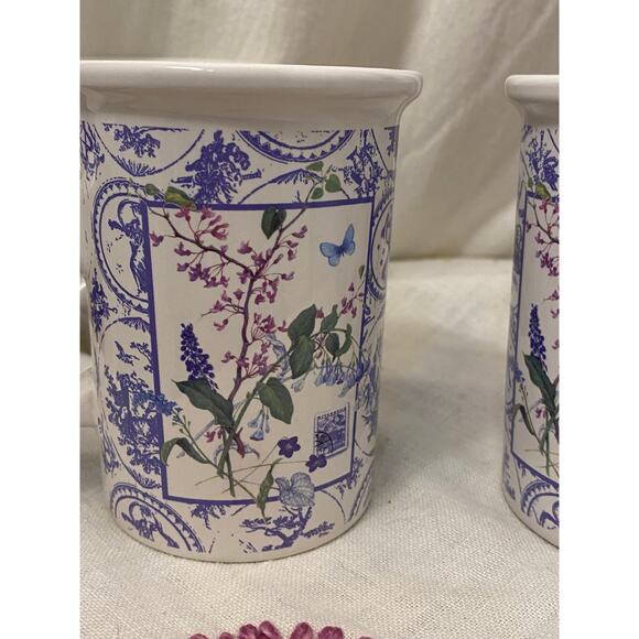 Set of 4 Mugs / Cups, Coffee / Tea, Floral pattern with 3-D Butterfly on handles - Picture 9 of 12